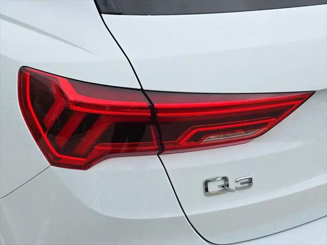 2021 Audi Q3 Premium Plus 40 TFSI quattro Tiptronic