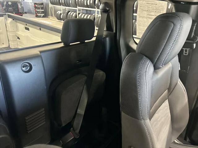 2024 Nissan Frontier King Cab SV 4x4