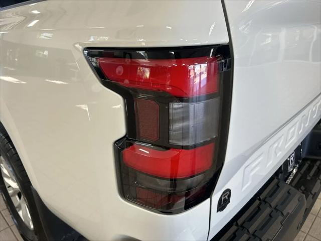 2024 Nissan Frontier King Cab SV 4x4