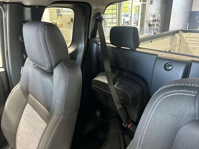 2024 Nissan Frontier King Cab SV 4x4
