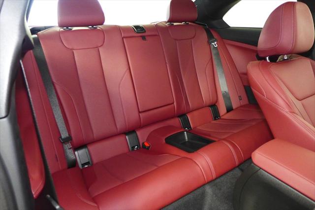 2025 BMW M240 i xDrive