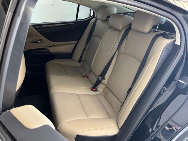 2021 Lexus ES 250 250
