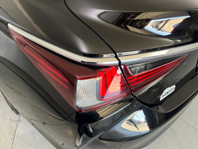 2021 Lexus ES 250 250
