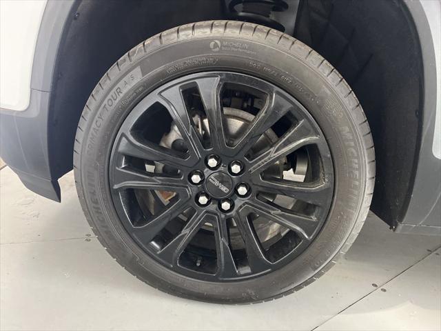 2023 GMC Acadia FWD SLT