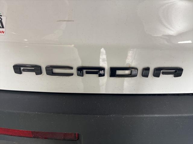 2023 GMC Acadia FWD SLT