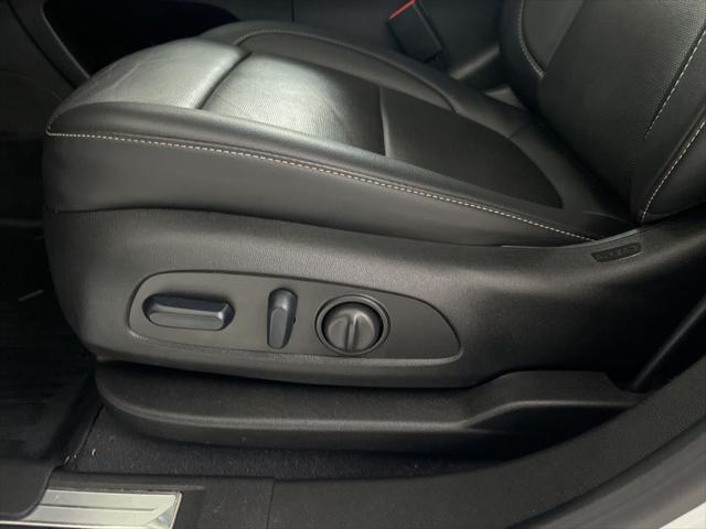 2023 GMC Acadia FWD SLT