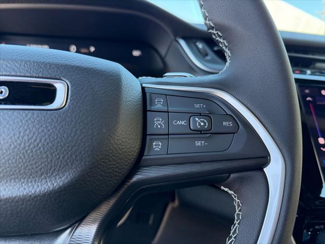 2026 Jeep Grand Cherokee L Laredo 4x2