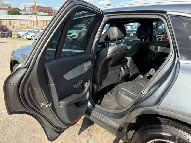 2019 Mercedes-Benz GLC 300