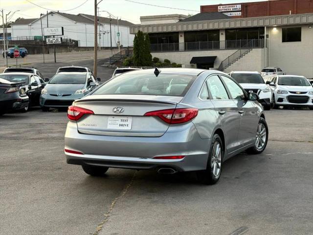 2017 Hyundai Sonata SE