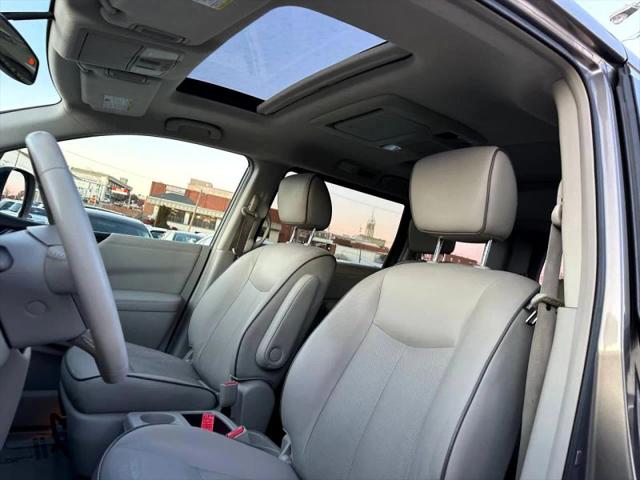 2015 Nissan Quest SL