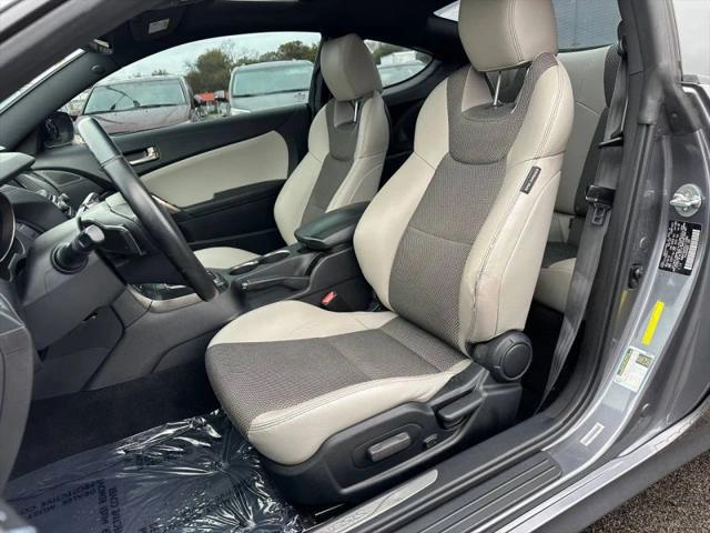 2014 Hyundai Genesis Coupe 2.0T Premium