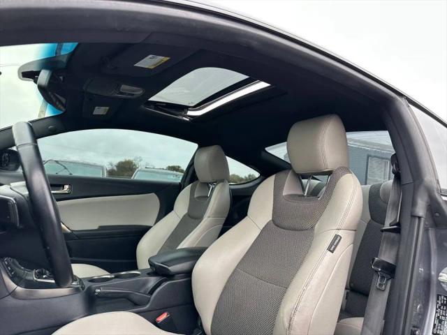 2014 Hyundai Genesis Coupe 2.0T Premium