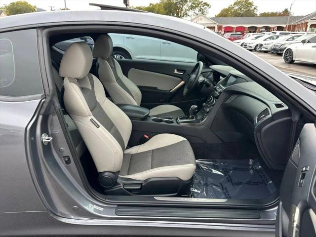 2014 Hyundai Genesis Coupe 2.0T Premium