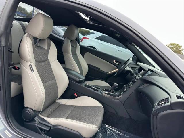 2014 Hyundai Genesis Coupe 2.0T Premium