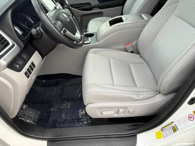 2017 Toyota Highlander LE Plus