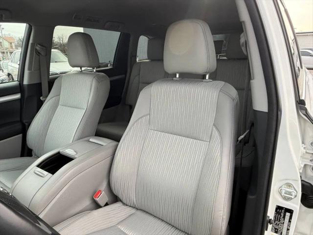 2017 Toyota Highlander LE Plus