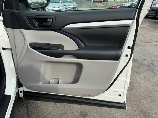 2017 Toyota Highlander LE Plus