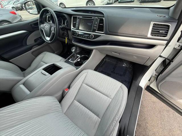 2017 Toyota Highlander LE Plus