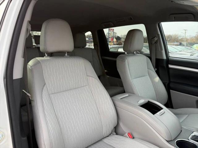 2017 Toyota Highlander LE Plus