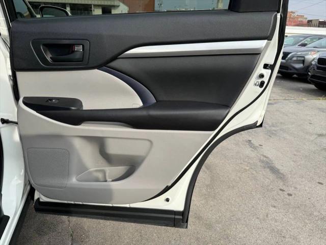 2017 Toyota Highlander LE Plus