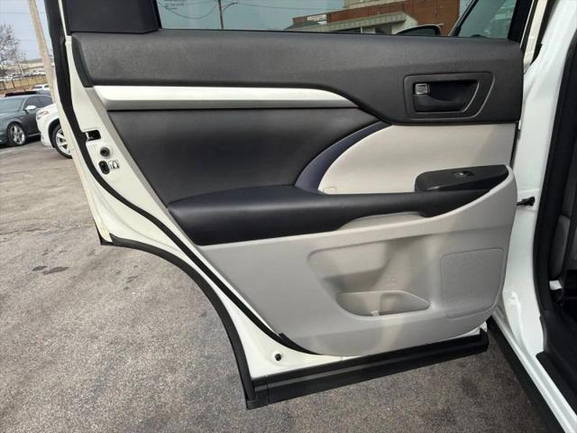 2017 Toyota Highlander LE Plus