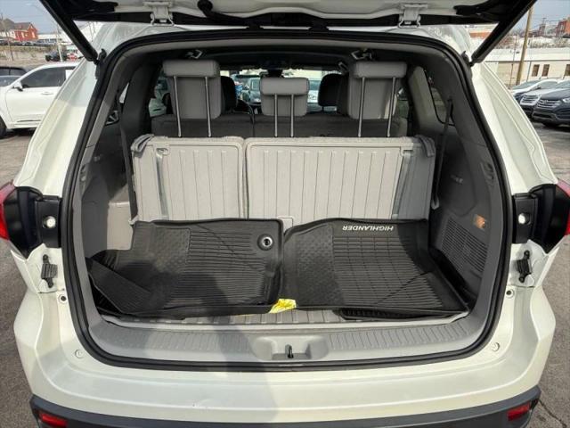 2017 Toyota Highlander LE Plus