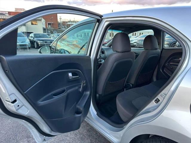 2013 Kia Rio LX