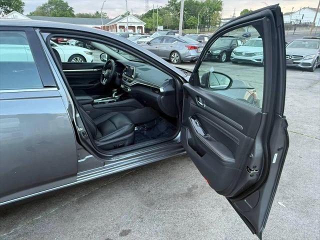 2021 Nissan Altima SL FWD