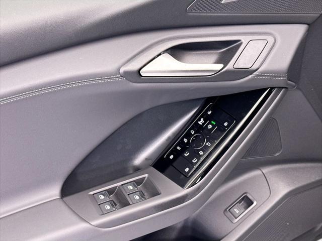 2027 Audi Q6 e-tron Premium Plus