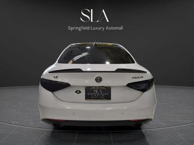 2022 Alfa Romeo Giulia Ti AWD