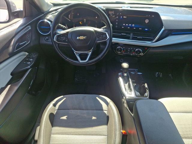 2025 Chevrolet Trax FWD LT