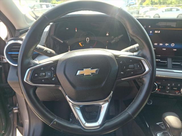 2025 Chevrolet Trax FWD LT