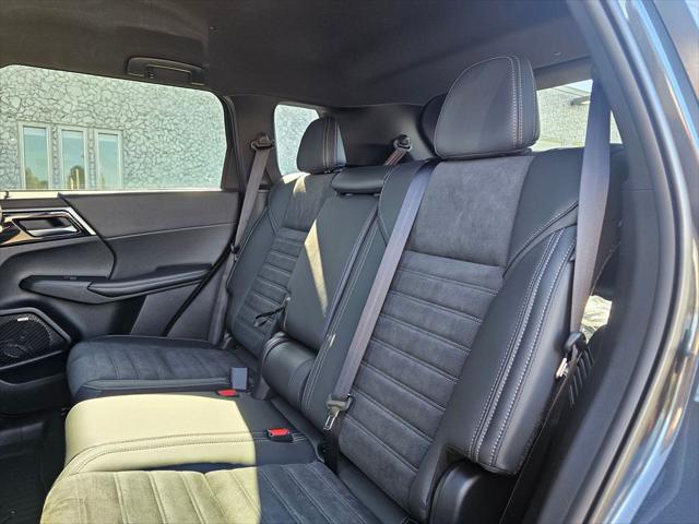 2026 Mitsubishi Outlander LE 1.5T S-AWC