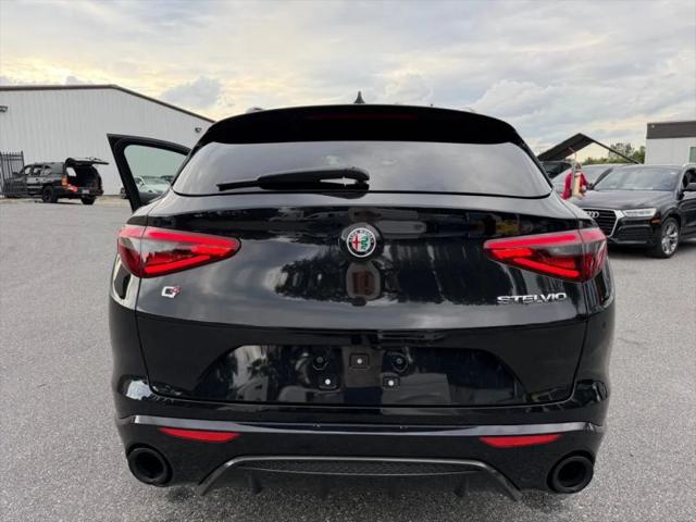 2022 Alfa Romeo Stelvio Veloce Ti AWD