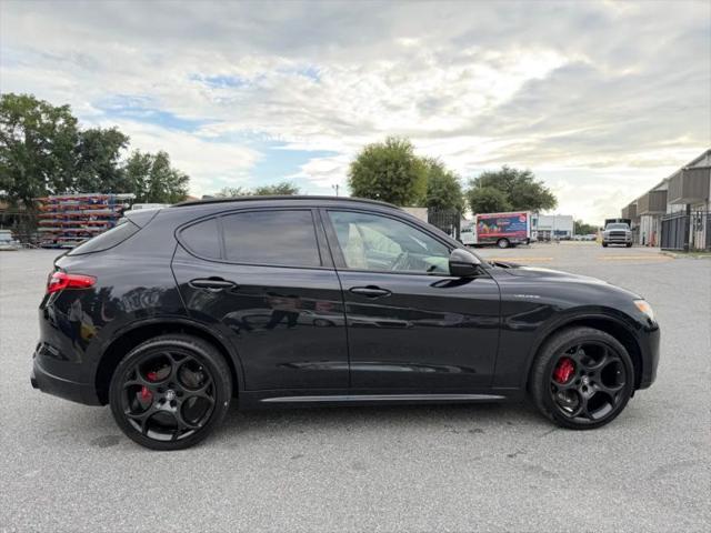 2022 Alfa Romeo Stelvio Veloce Ti AWD