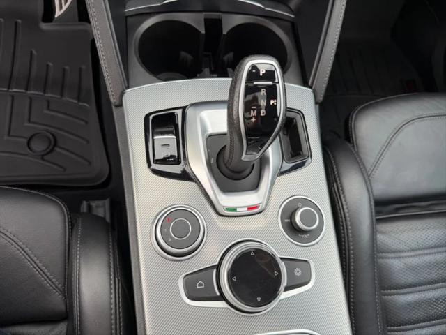 2022 Alfa Romeo Stelvio Veloce Ti AWD