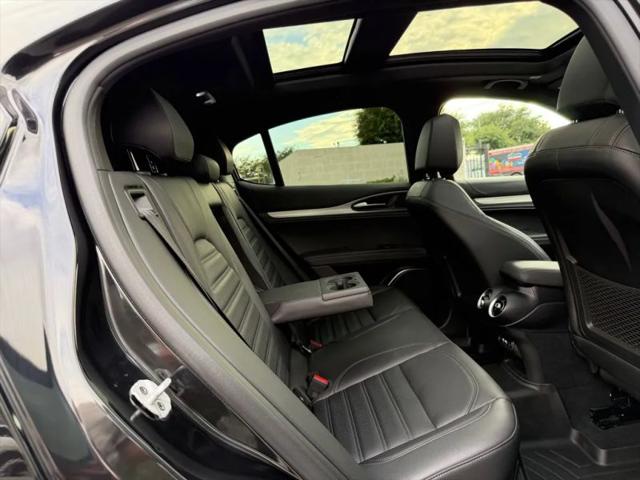 2022 Alfa Romeo Stelvio Veloce Ti AWD