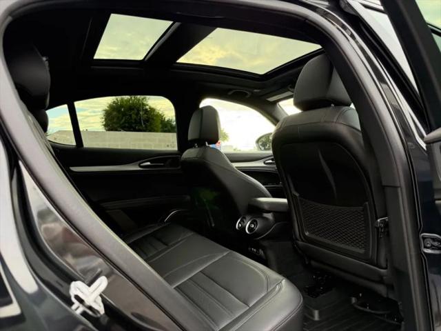 2022 Alfa Romeo Stelvio Veloce Ti AWD