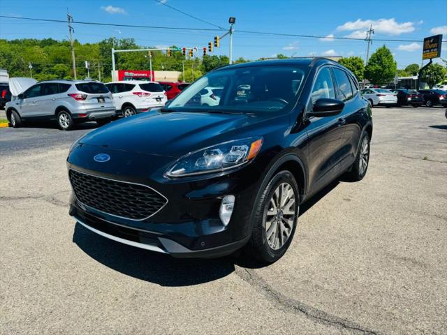 2022 Ford Escape Titanium