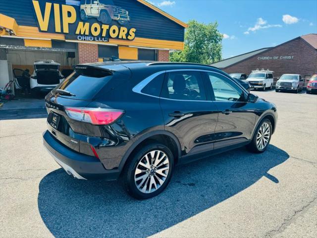2022 Ford Escape Titanium