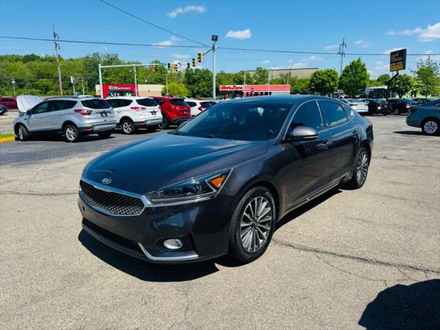 2017 Kia Cadenza Premium