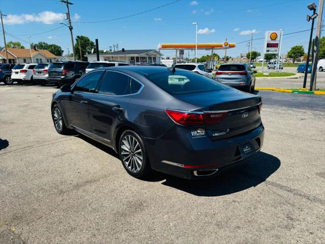 2017 Kia Cadenza Premium