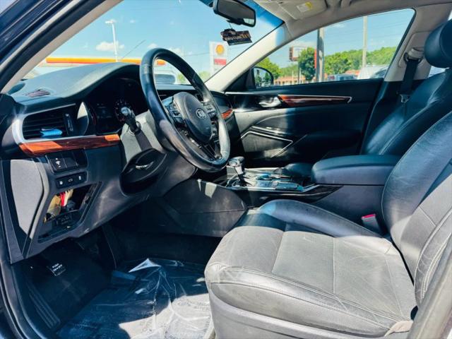 2017 Kia Cadenza Premium