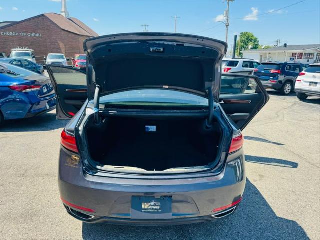 2017 Kia Cadenza Premium