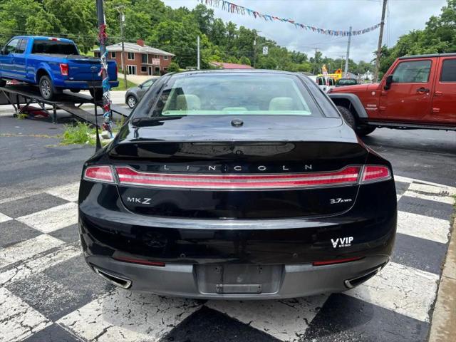 2014 Lincoln MKZ Base