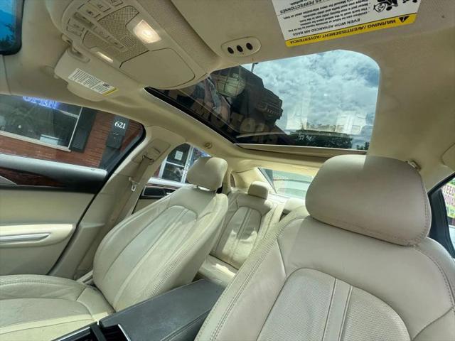 2014 Lincoln MKZ Base
