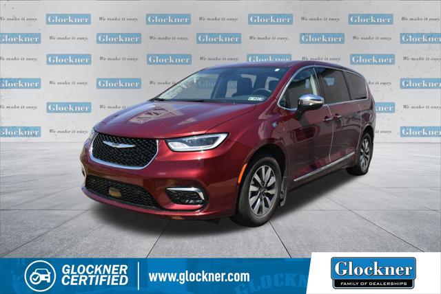 2023 Chrysler Pacifica Hybrid Limited for sale in Ashland, KY