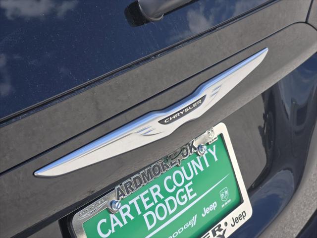 2024 Chrysler Voyager LX