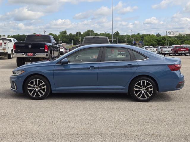 2025 Volkswagen Jetta 1.5T SE