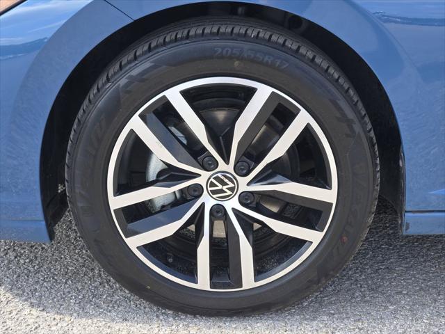 2025 Volkswagen Jetta 1.5T SE